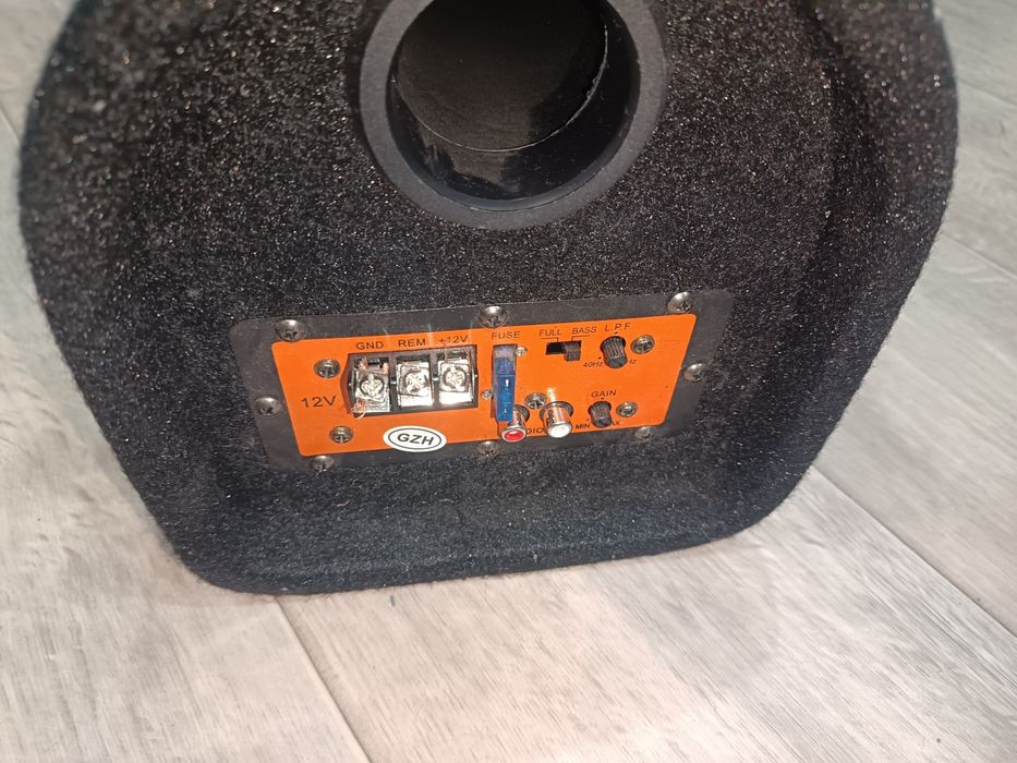 Продам самбуфер и чехлы на авто