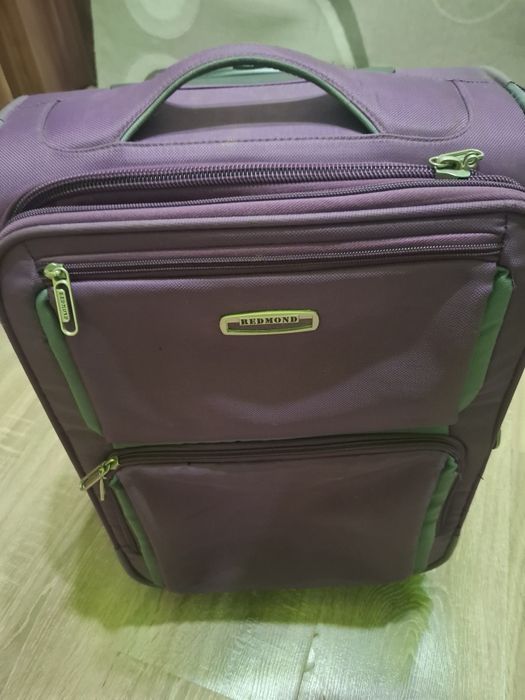 Vând   troler Redmond