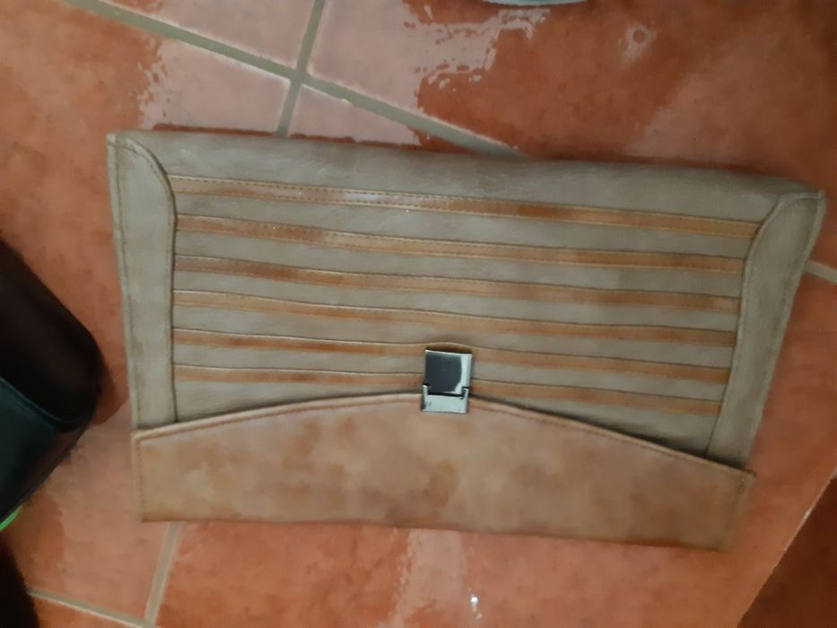 Genti ,    plicuri