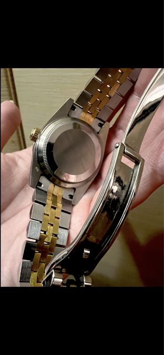 Стальные часы читайте описание