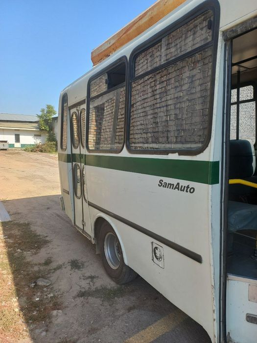 Продам автобус отайул 1998 год средним состояние на метан