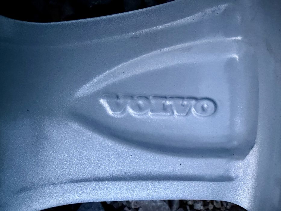 Оригинални лети джанти 16 за Volvo / Волво