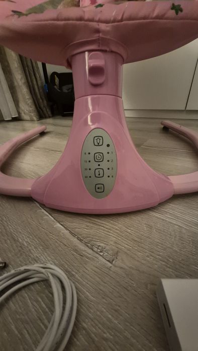 Leagan electric multifunctional pentru bebelusi, VisionHub