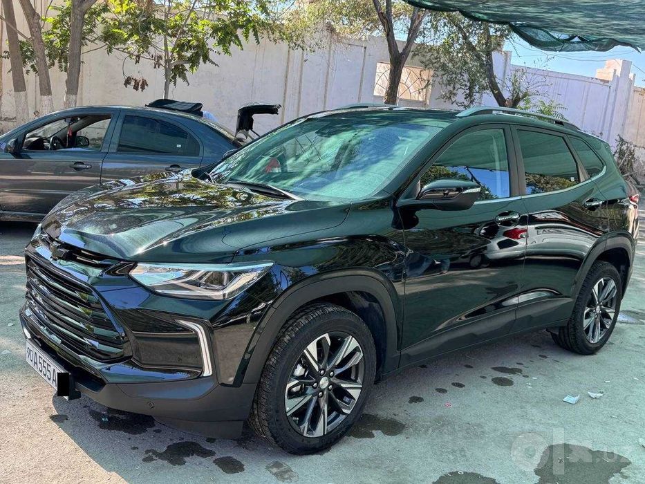 Tracker 2 Premier Plus 2024, probeg 5000km