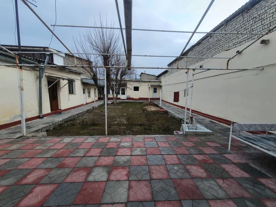 Травматология Юлнинг устида 6 сотихли ховли сотилади.