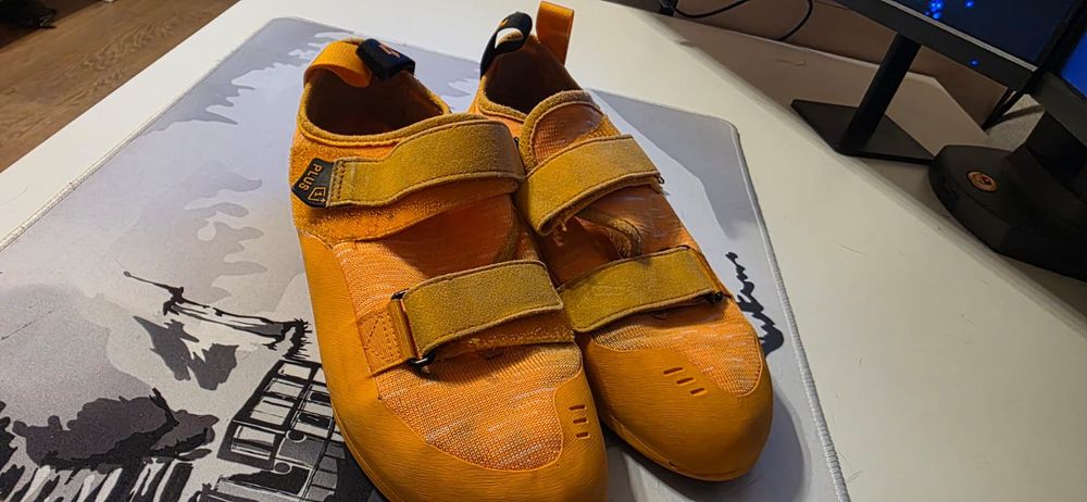 Скальные туфли р40