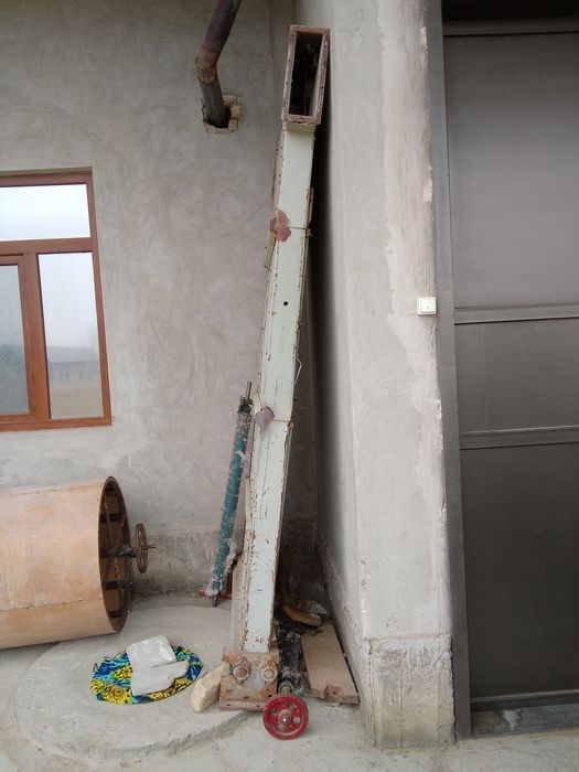 Банкир Тин Тин учун