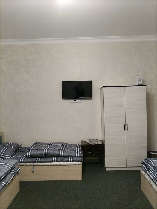 ХОСТЕЛ янги очилдик шинам ва арзон без закс йўқ