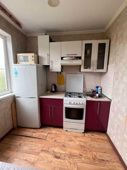 2-ком.кв. в районе рынка Караван