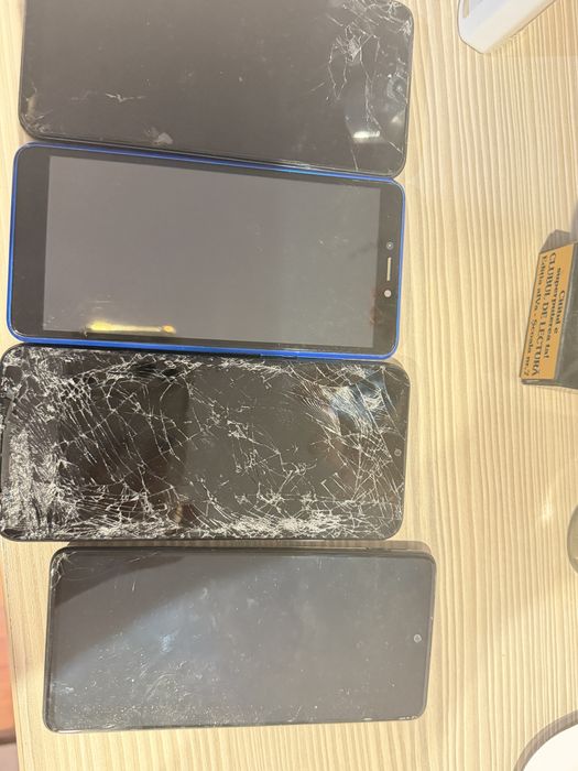 telefoane pentru piese