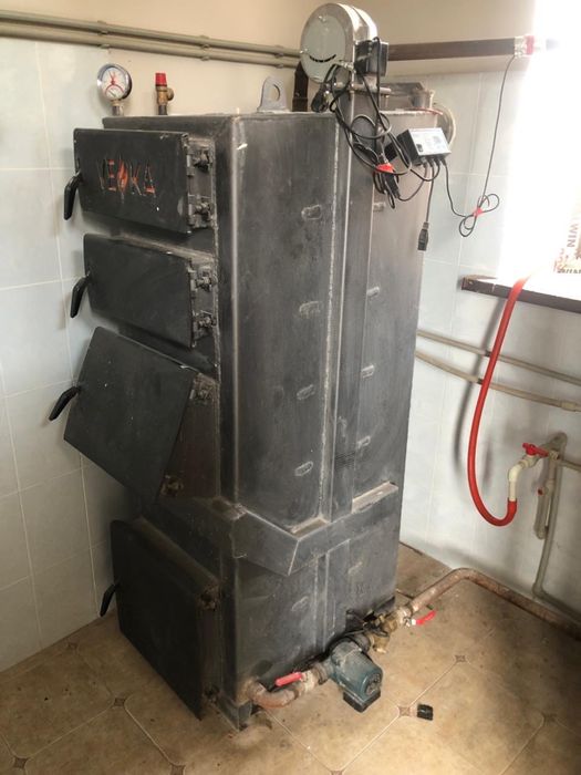 Продам котел Veka на 300 кв