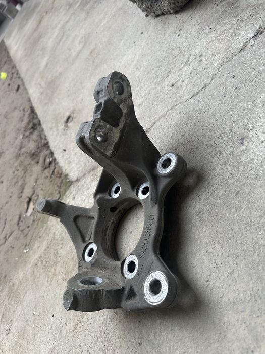 Byd song plus кулак чап томон