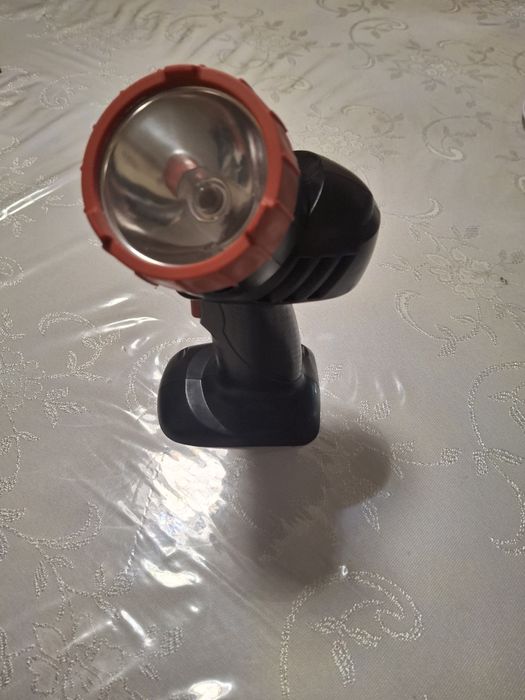 Фонарик аккумуляторный