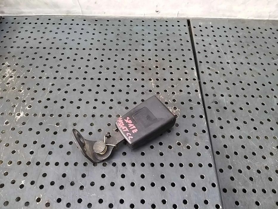 Teaca centura spate centru vw passat cc 3c8857740a