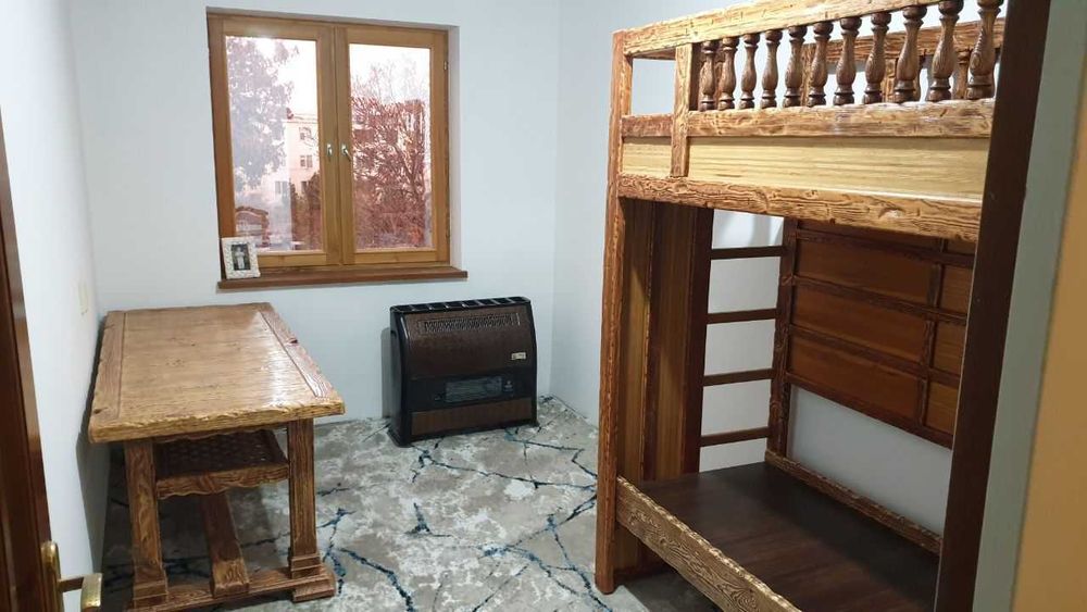 Продаётся 3х комн квартира на 4 этаже Ор-р Русалка