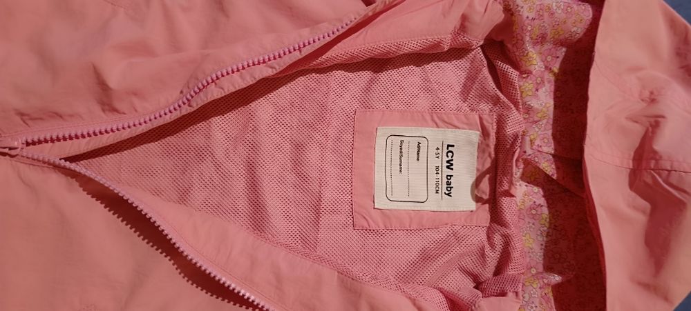 Ново красиво яке за момиче LCW р-р 104/110