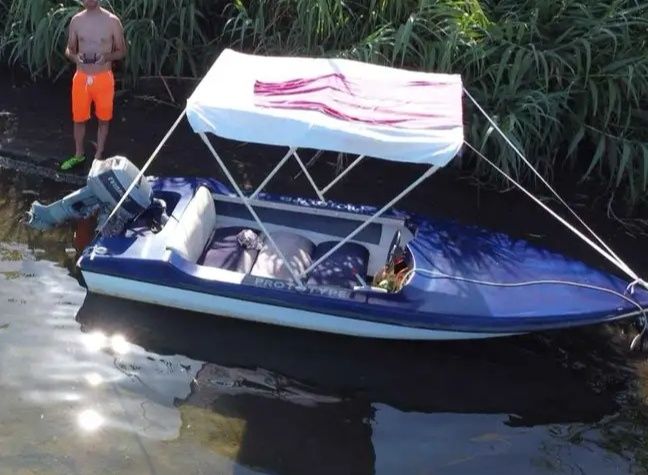 Barca cu motor 35 Cp+peridoc