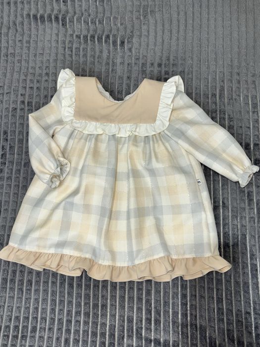 Нарядное платье на девочку