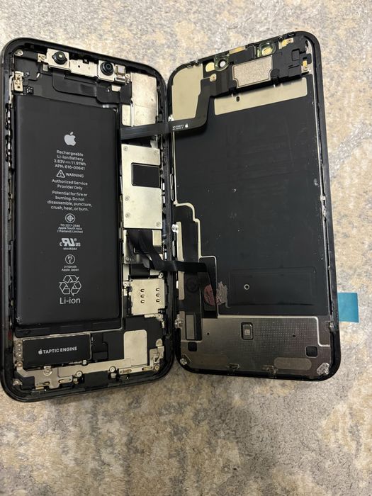 Продам айфон 11 на разбор