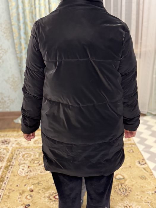 Пуховик черный красивый