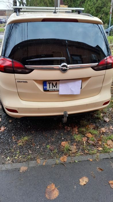Vând Opel Zafira Tourer Din 2019 cu 7 Locuri
