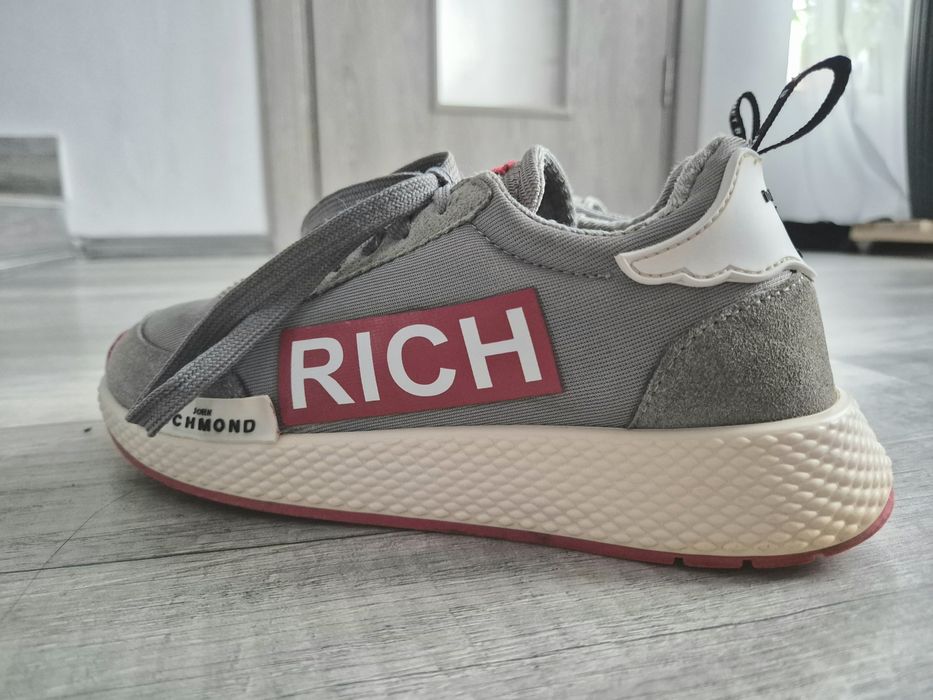 Adidasi dama John Richmond