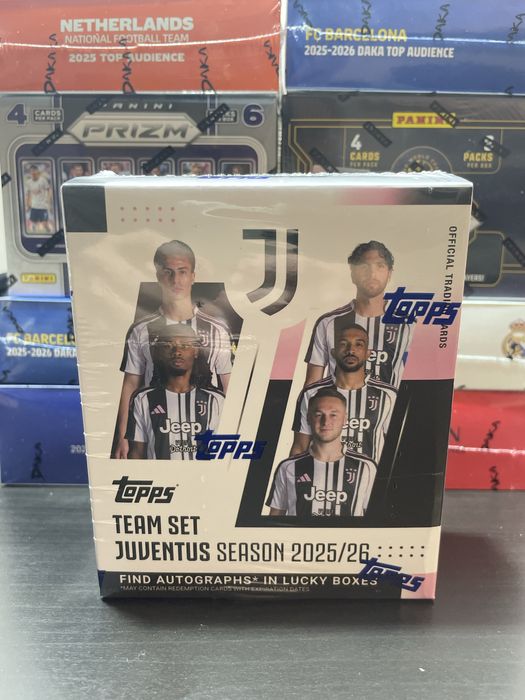 Cutie topps team set 25/26 juventus fotbal