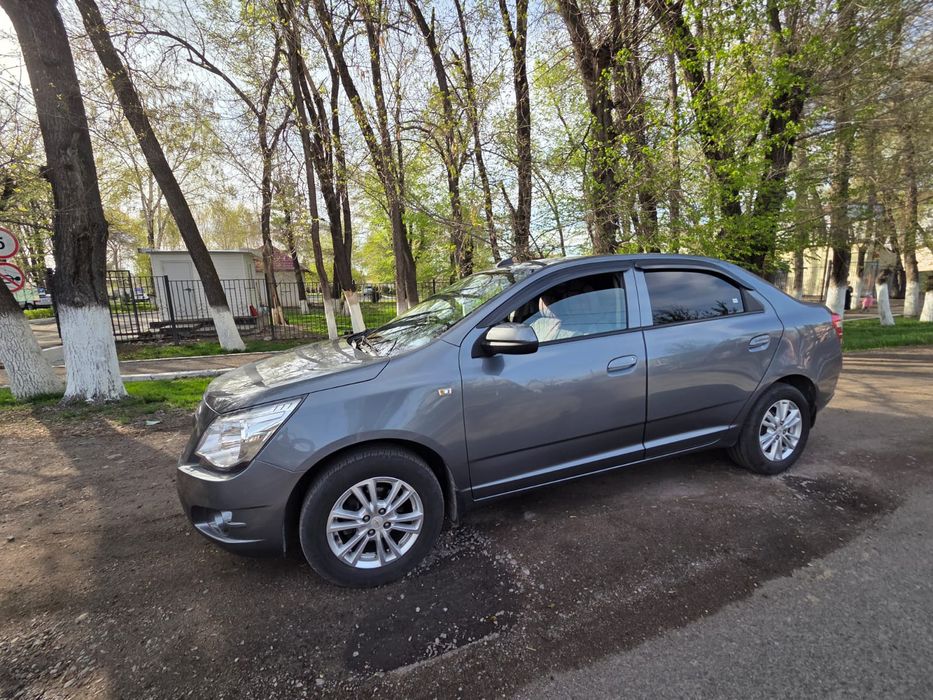 Продам машину срочно