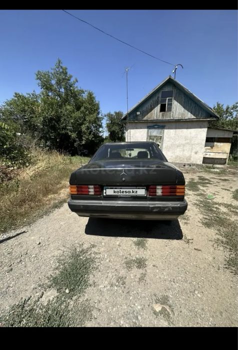 Мерседес 190