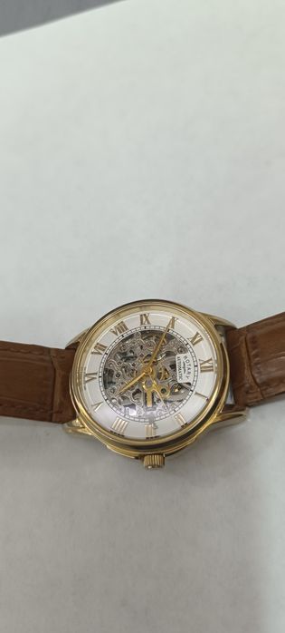 Продам швицарские часы rotary