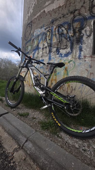 Bicicleta Downhill/Freeride YT TUES 2.0 COMP cadru M 26”