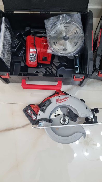 Flex si circular Milwaukee M18