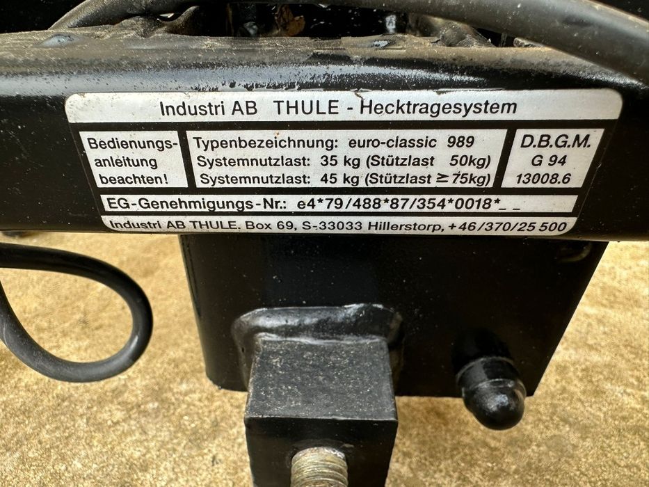 Vând suport auto Thulle pentru 2 biciclete