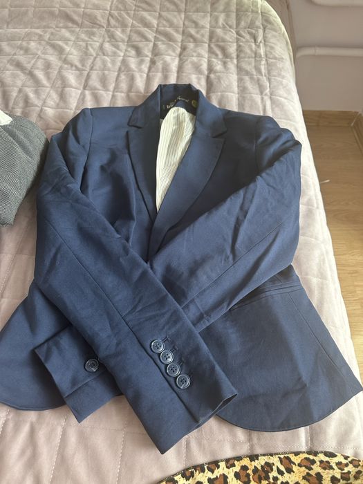 Продам набор одежды в размере xs / s.