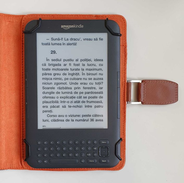 Husa Kindle Keyboard, generatia 3
