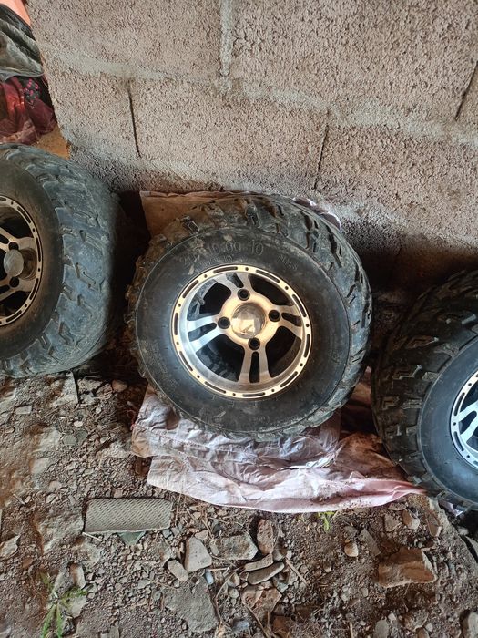 Продам диски на квадрик