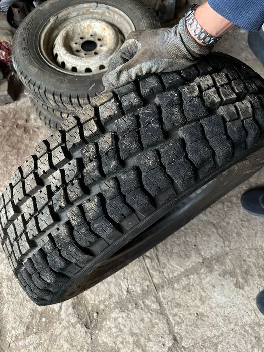 Резина на УАЗ 15r 215/90