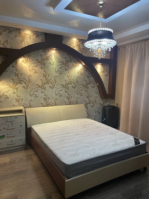 Продается кровать двуспальная
