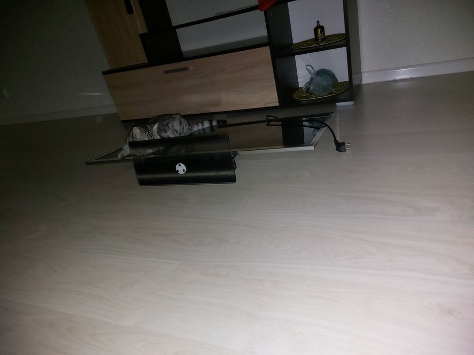 Продам тв в нераб.состоянии