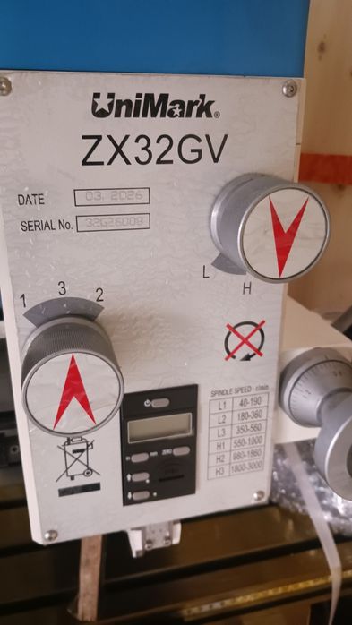 НОВА фреза за метал UNIMARK ZX32GV 1500W ,самоход по Х, цифрова  индикация по трите оси. ER32!