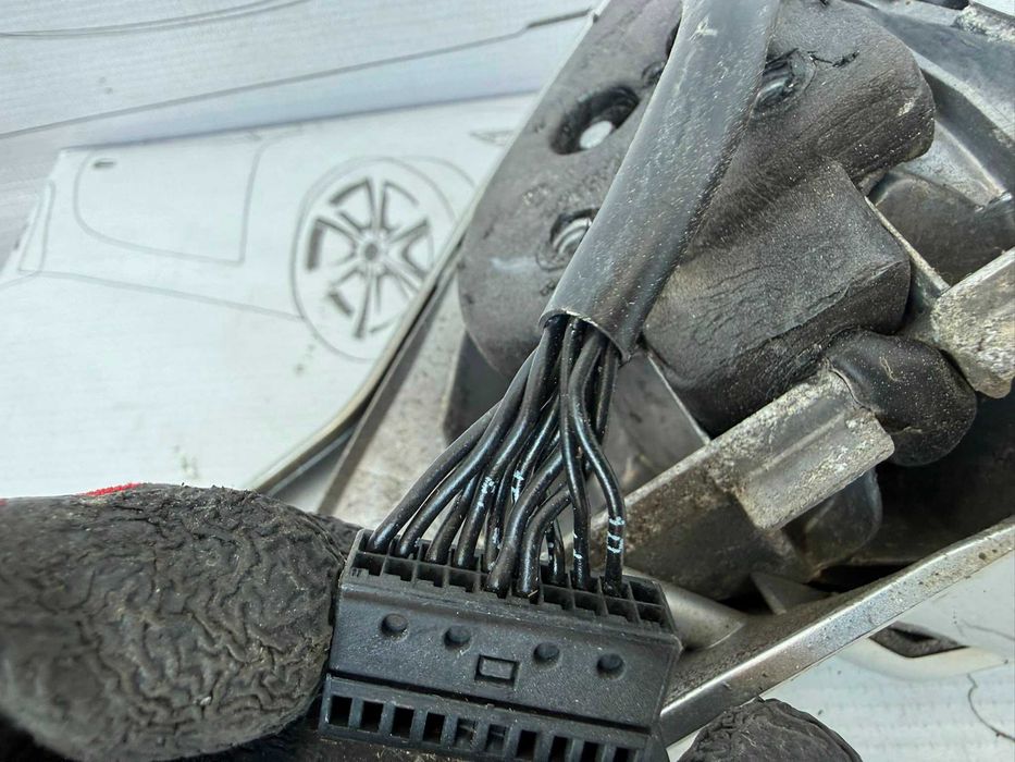 Oglindă Retrovizoare Dreaptă Electrică 11 Pini Mercedes-Benz CLK A209 C209 A2098100676 2008 / [2002-2009] / (5B2)
