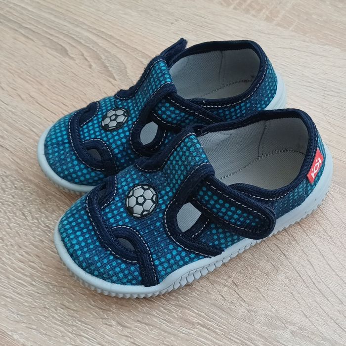 Пантофки КиК размери 23 24 25