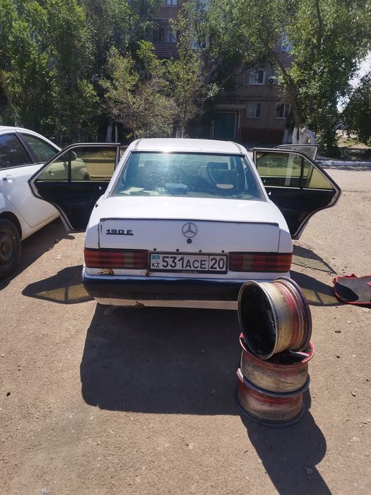 Продам машину Мерседес