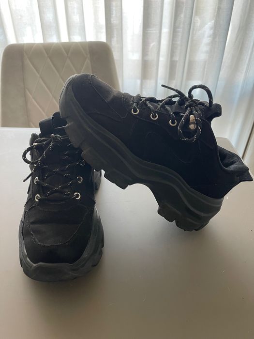 Маратонки с висока подметка House