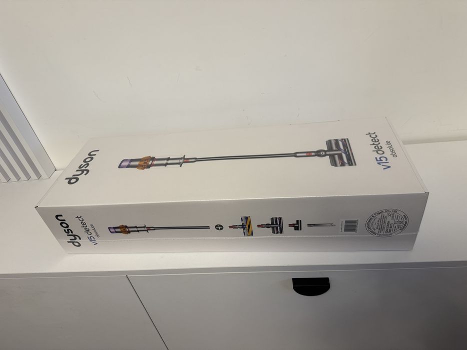 Dyson v15 detect absolute 2026 sigilat factura si garantie