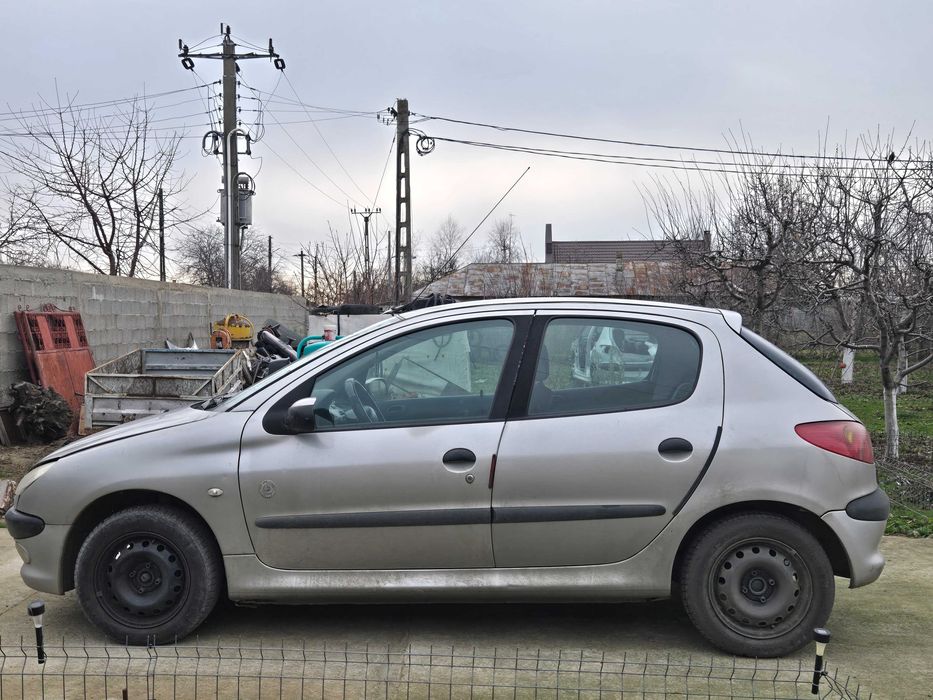Vând Peugeot 206 an 2005