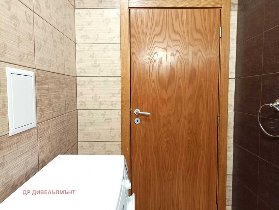 Дава се под наем Двустаен апартамент в к.к. Слънчев бряг - 52 кв.м за 178.5 € - Снимка #10