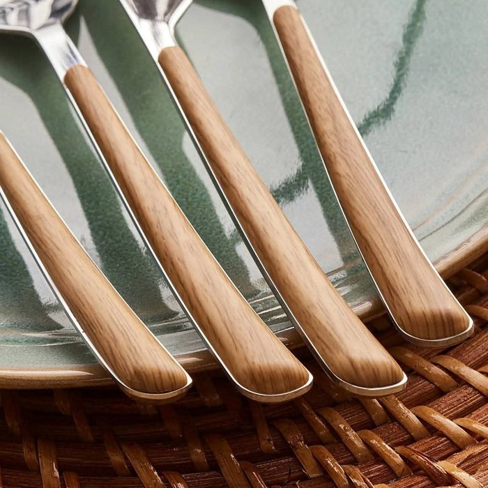 Нов Комплект Прибори за Хранене KARACA Melia