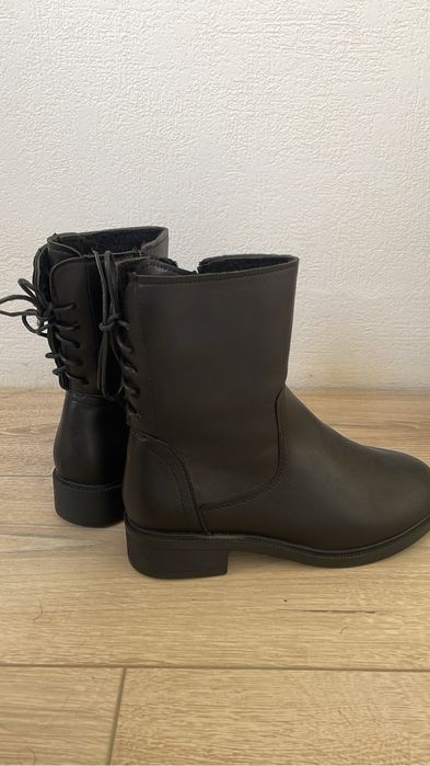 Осенние ботинки женские с тонким мехом