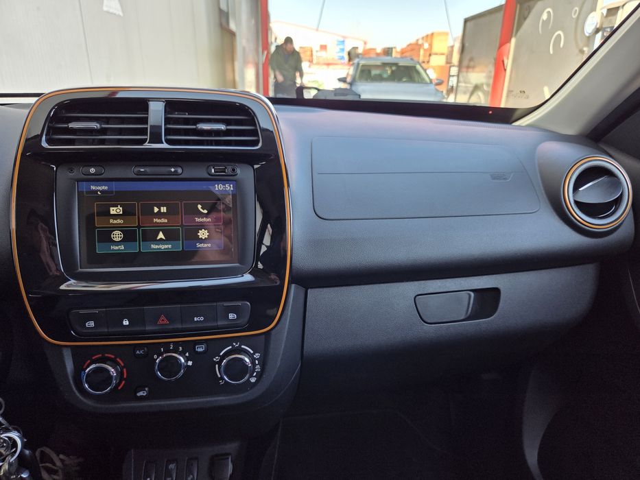 Dacia spring de vânzare